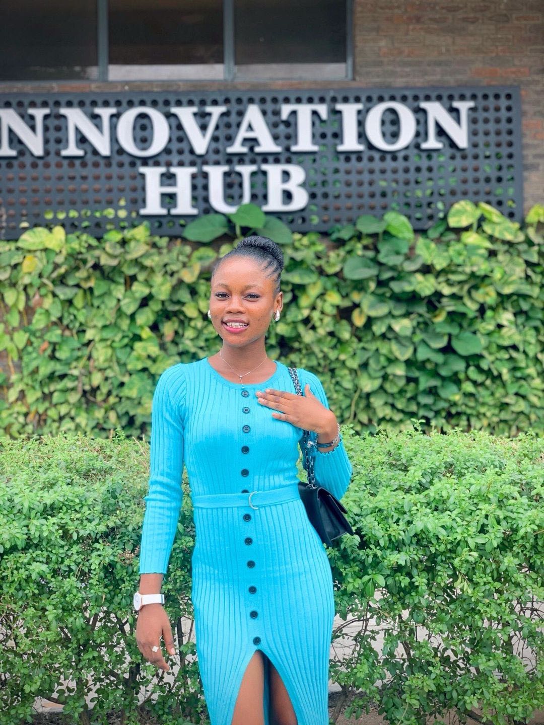 Luna from Nigeria, Anonymous Chat Live member