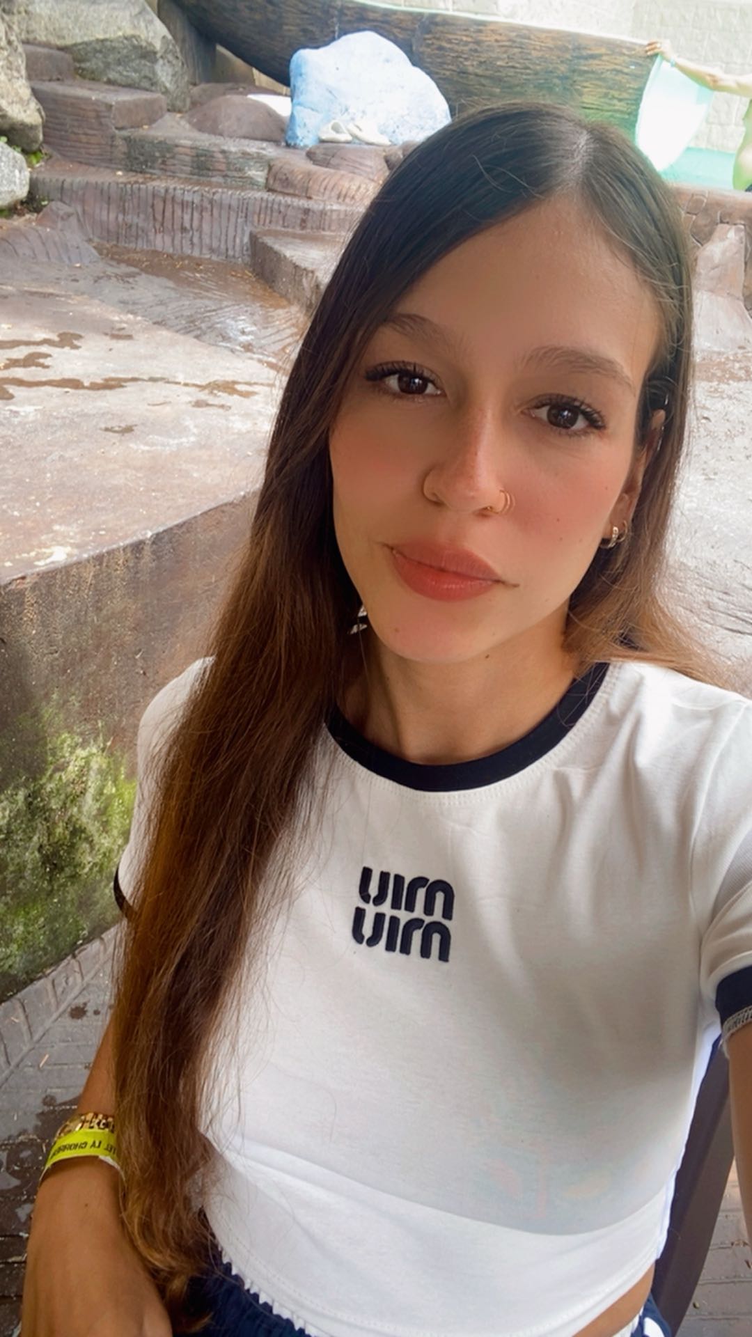 Sofi from Colombia on Anonymous Chat Live