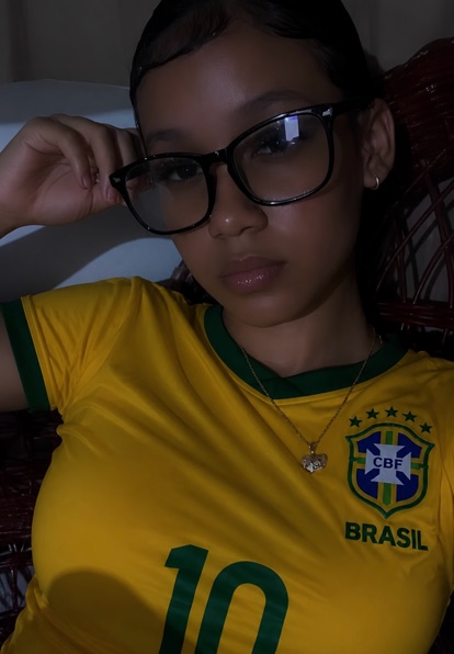 Isabella from Dominican Republic on Anonymous Chat Live